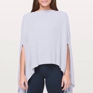 Lululemon Forward Flow Cape! Bag included!